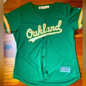 Womens Oakland Athletics Baseball Buttoned Jersey